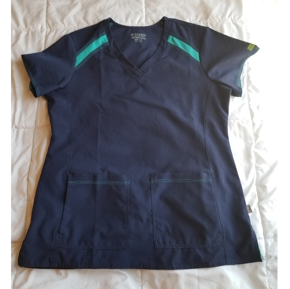 Scrub top